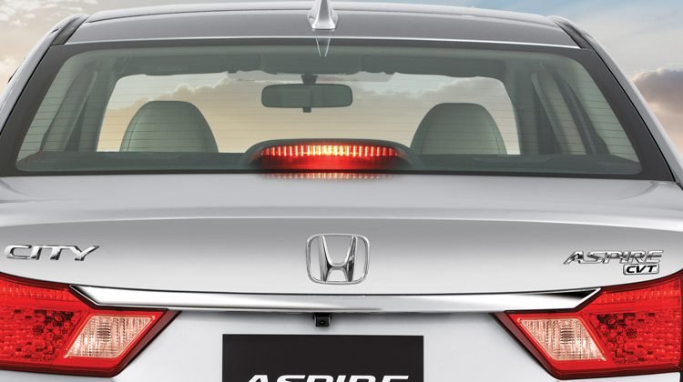 Honda City Aspire 1.5LAS CVT Rear License Plate Chrome Garnis
