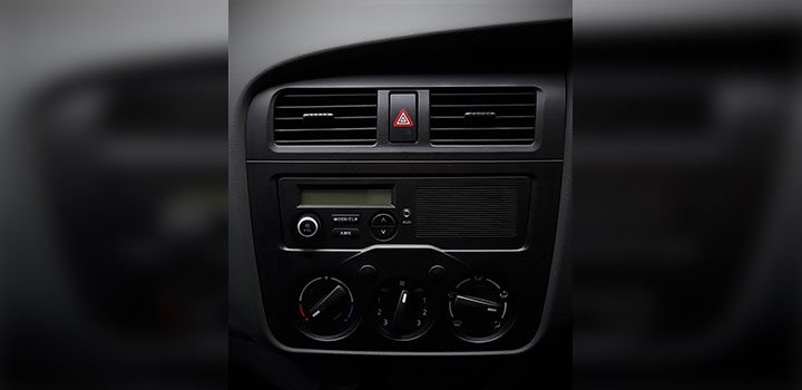 Changan M9 Base - FM Radio With Precision Climate Control Knobs