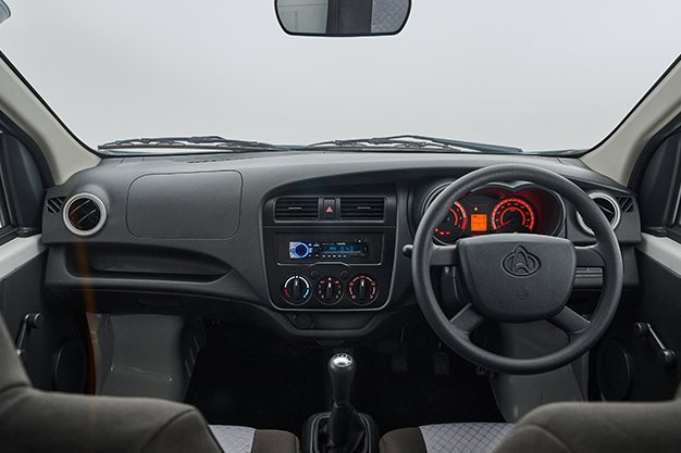 Changan M9 Base - Space Grey Interior