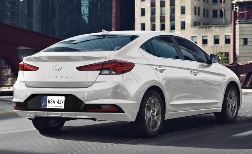 Hyundai Elantra GLS - 4