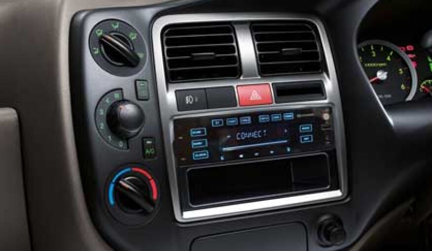 Hyundai PORTER Flat Deck - AC