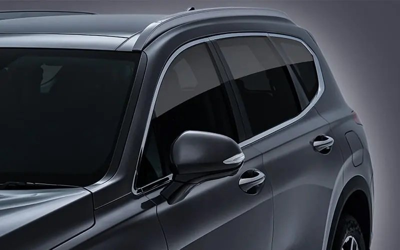 Hyundai Santa Fe Signature - Chrome Beltline