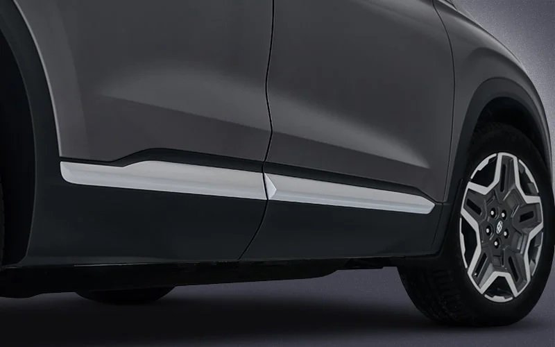 Hyundai Santa Fe Signature - Chrome Side Garnish
