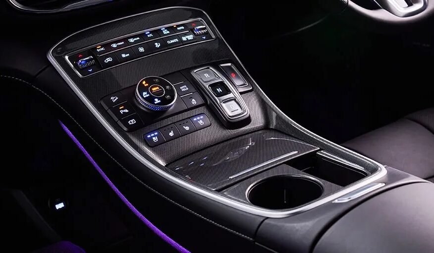 Hyundai Santa Fe Signature - Interior1