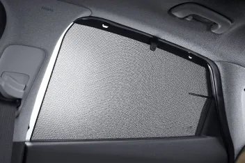 Hyundai Sonata 2.0 - Rear Door Curtain