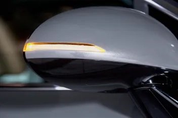 Hyundai Sonata 2.0 - Side Mirror with LED Signal Lamp