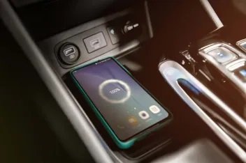 Hyundai Sonata 2.0 - Wireless Charging