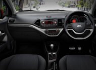 kia picanto 1.0 MT - interior - pakauto