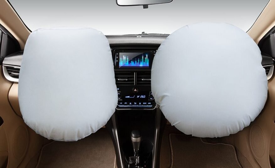 Toyota Yaris ATIV MT 1.3 - PakAuto.pk - DUAL SRS Air Bag